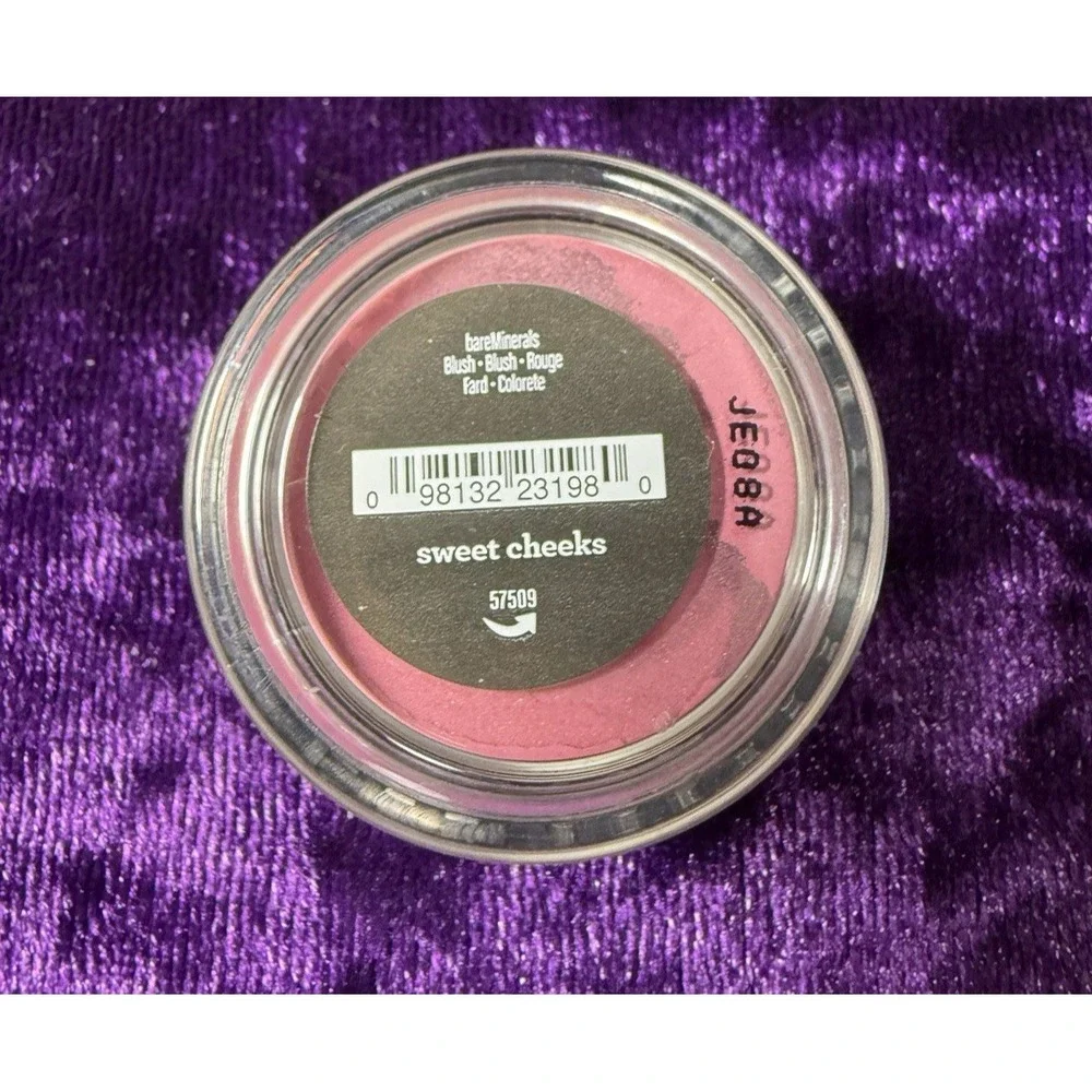 bareMinerals Loose Powder Single Blush Shade- Sweet Cheeks